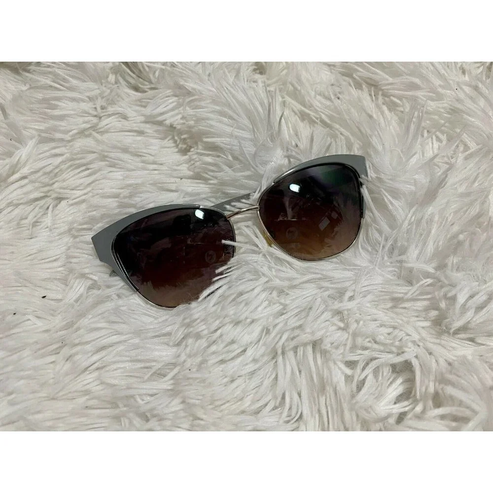 tahari cth0825-r th620 slvm grey frame sunglasses